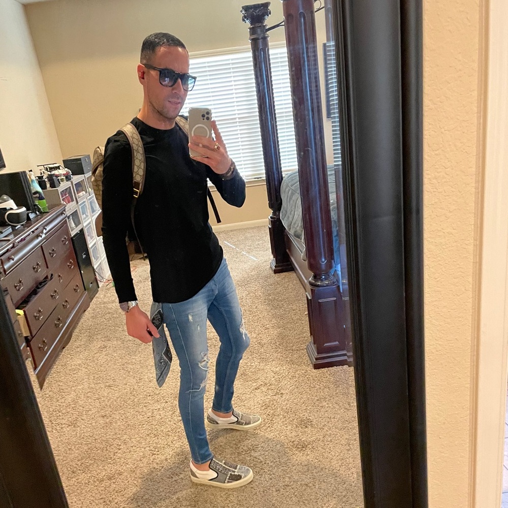 Meet your Posher, Timothy Jason